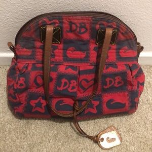 Dooney and Bourke shoulder strap purse GUC